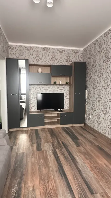 Комфортная однокомнатная квартира — аренда посуточно в Миллерово