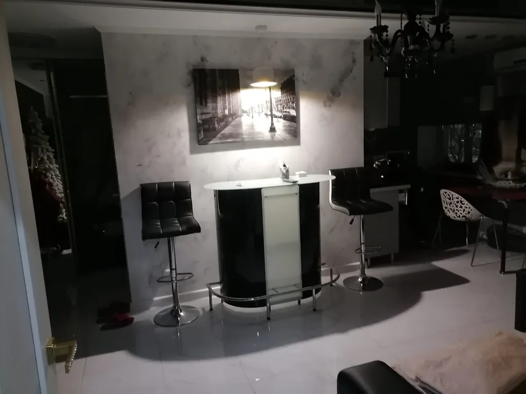 Дизайнерская квартира возле Бума