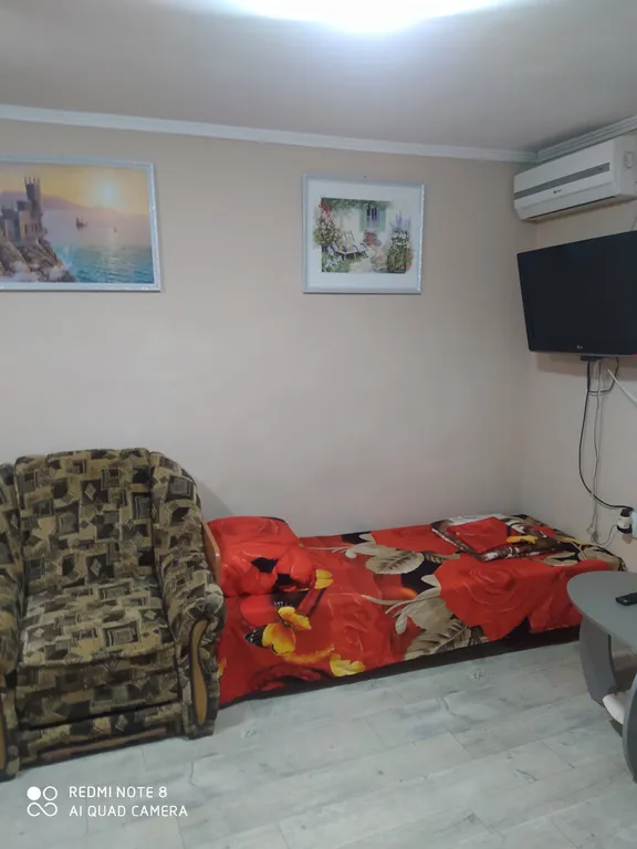 Уютная квартира с деревянным балконом