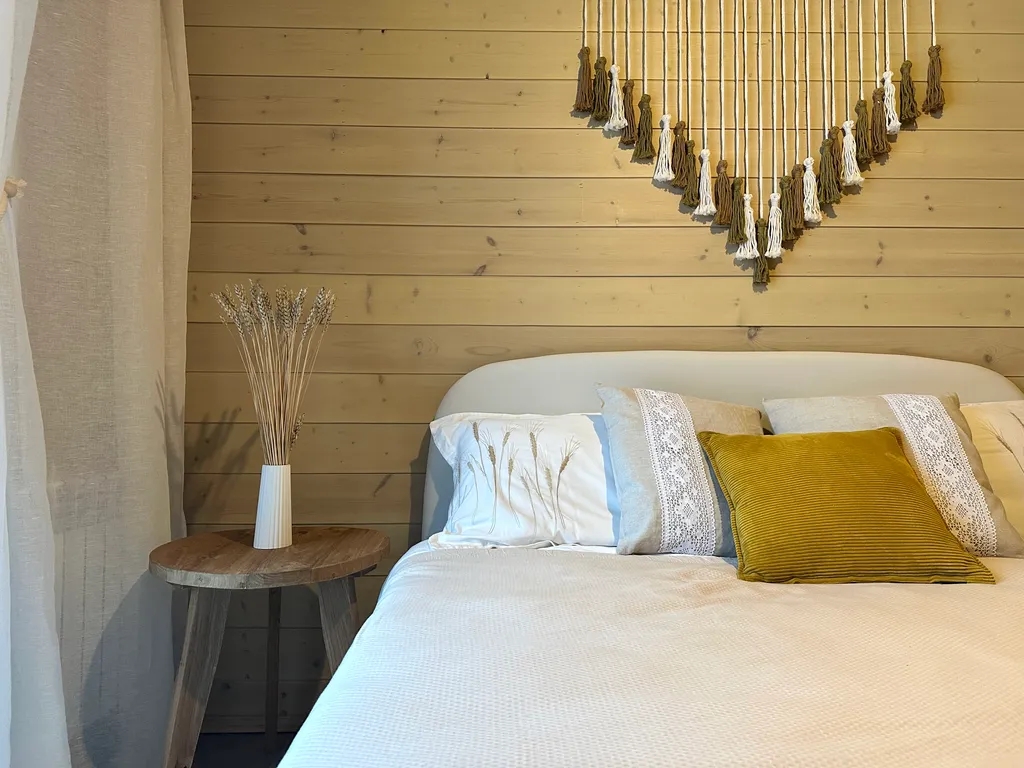 Домик в деревне На Бали Бывали с видом на лес