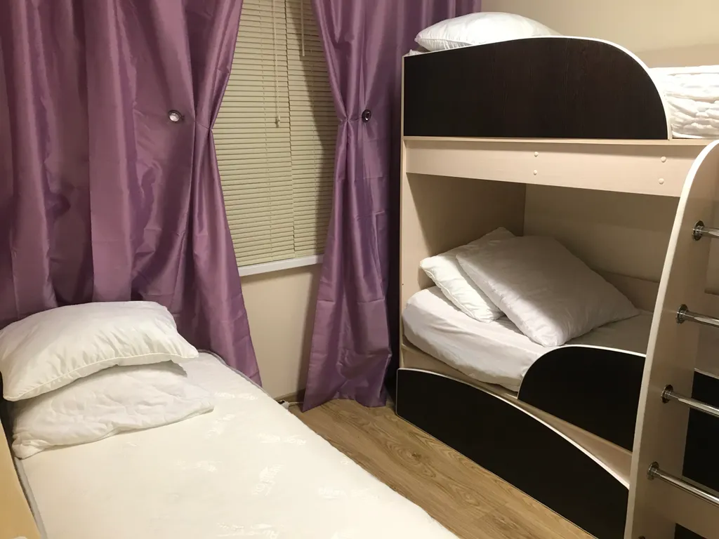 Половина дома с отдельным входом, с садом на берегу Чёрного моря