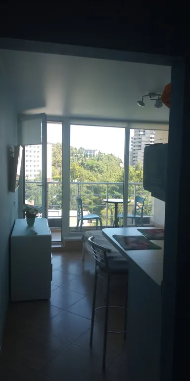 Шикарная видовая студия в 4 минутах к морю