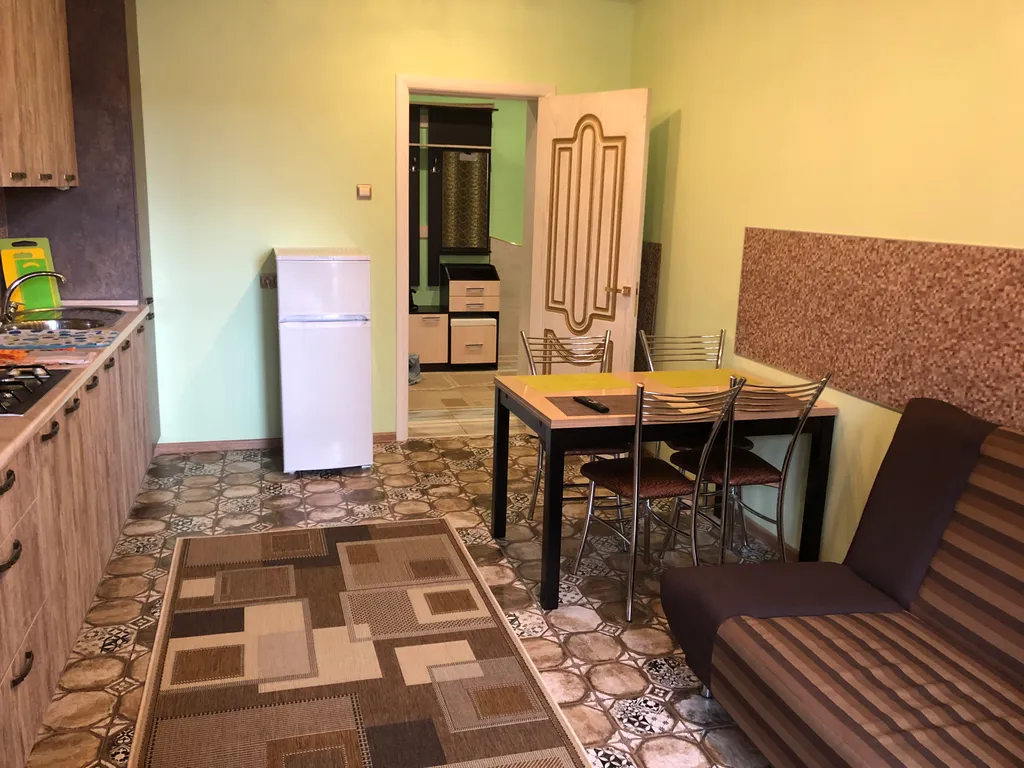 Уютная квартира двухкомнатная новостройка класса комфорт — аренда посуточно в Ковров