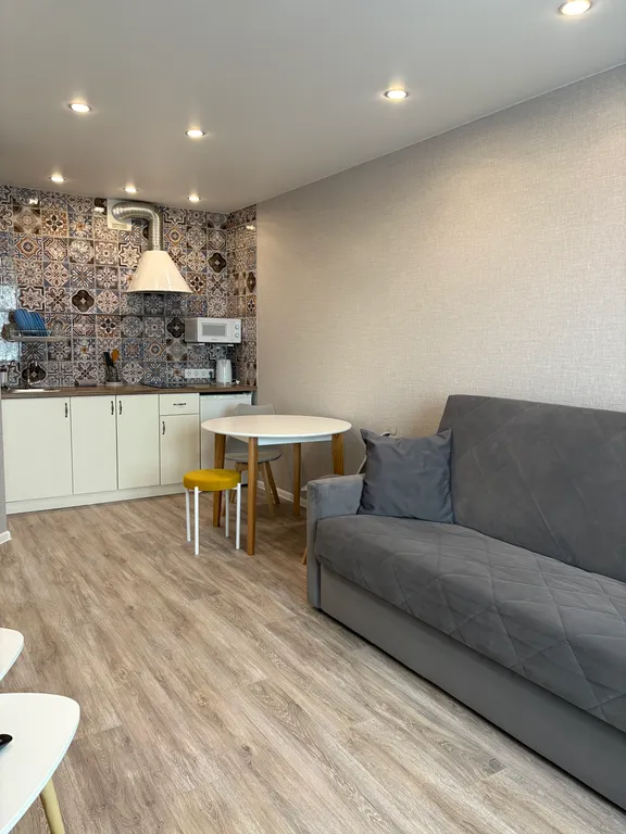 Евродвушка на Возрождения