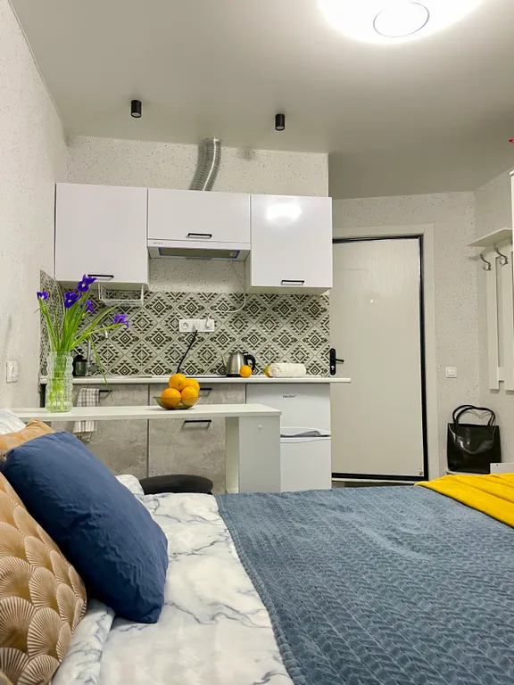 Студия рядом с ТРК Семья