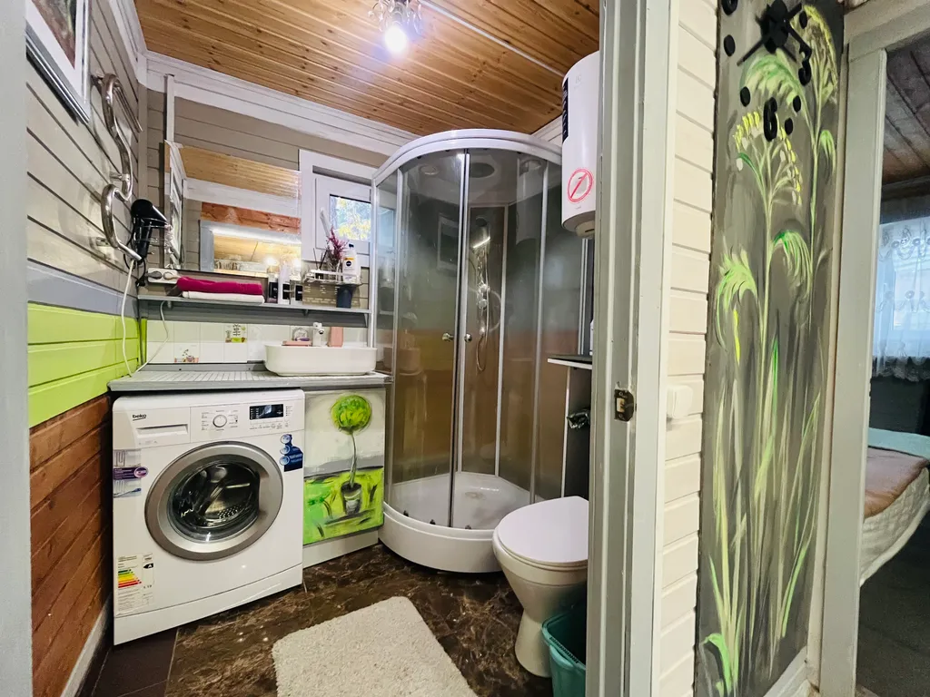 Дом с олененком и гортензиями