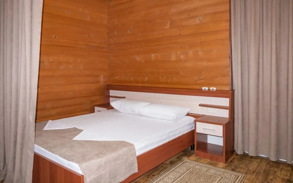 Коттедж с кухней