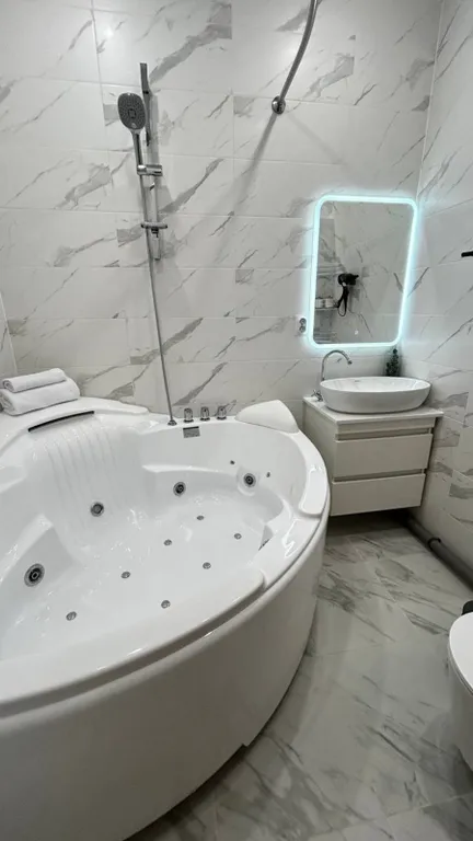 J&N Apartments Уютные СПА апартаменты с гидромассажной ванной