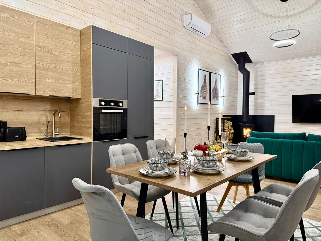 Уютный дом с камином для идеального отдыха