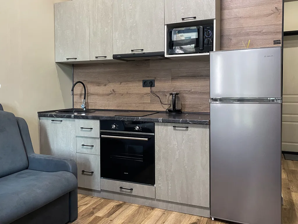 Дизайнерская студия с верандой