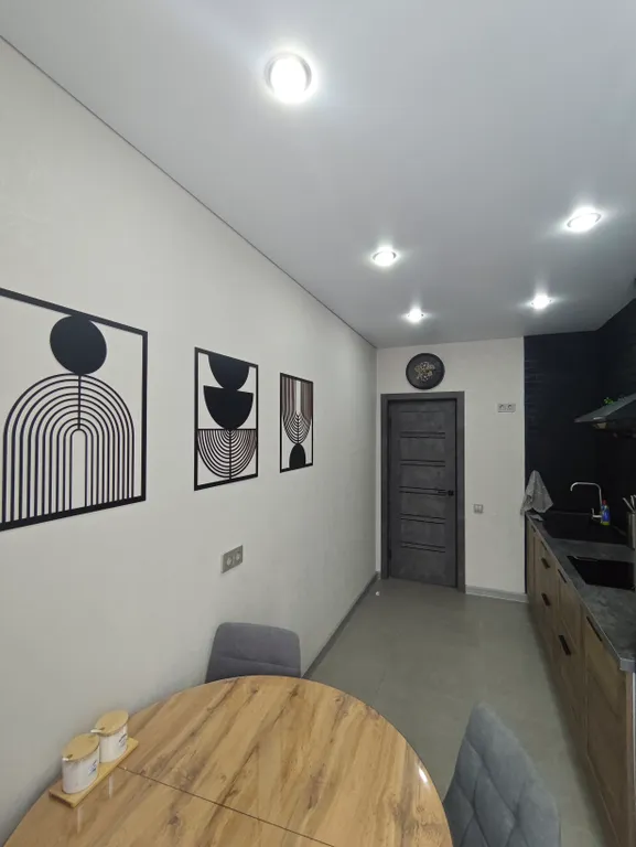 Современная квартира лофт стиле в центре Аксая