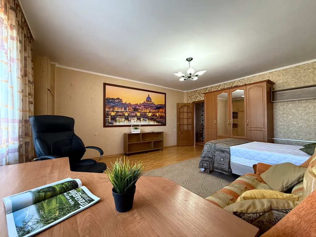 3-комнатная Квартира — аренда посуточно в Оренбург