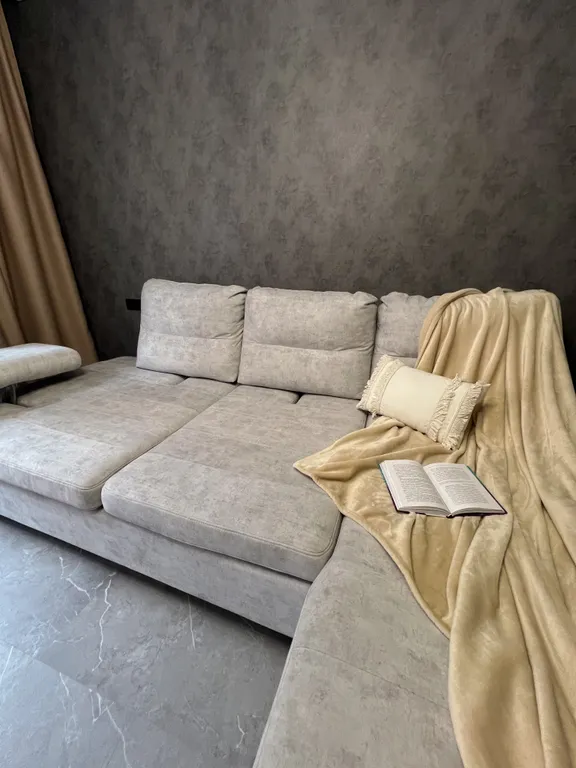 Стильная квартира с панорамными окнами