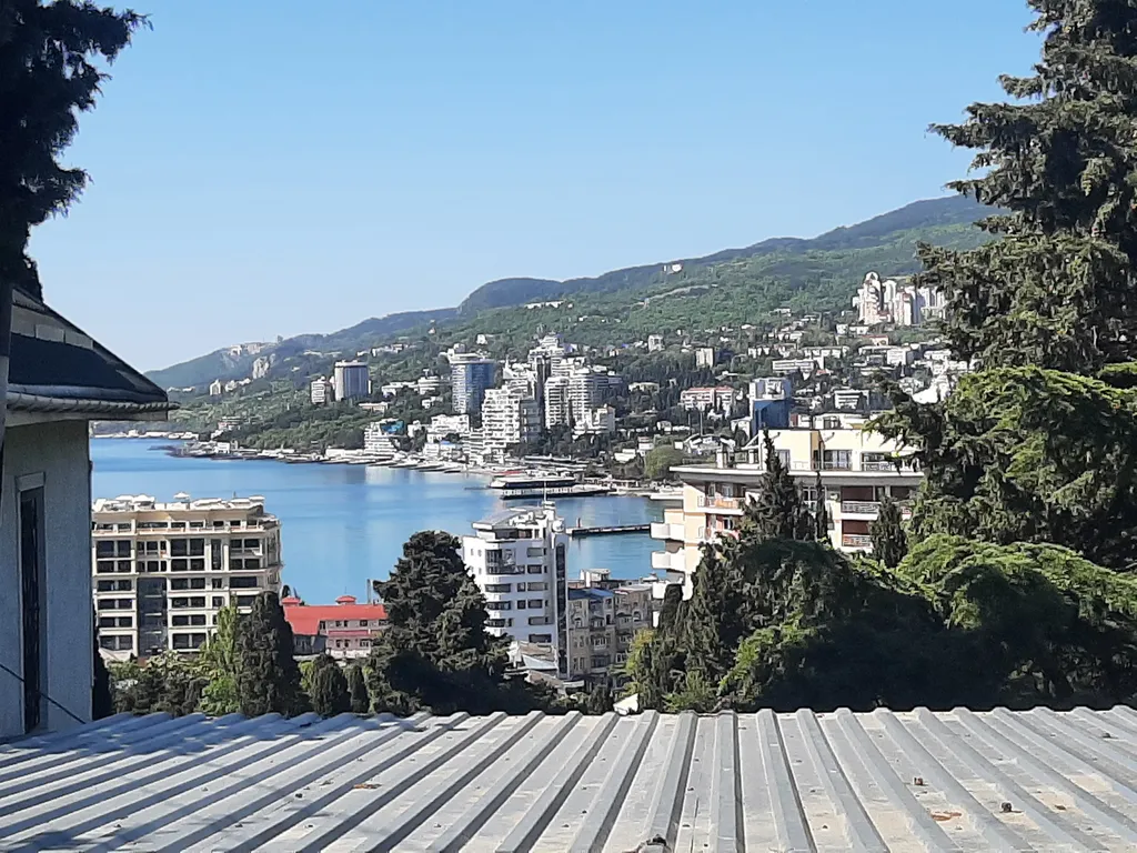 2-комнатная Квартира — аренда посуточно в Ялта