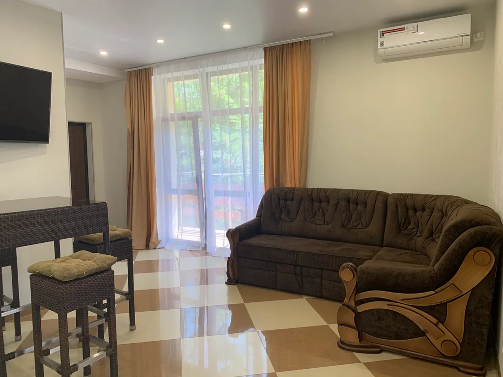 Апартаменты в частном доме