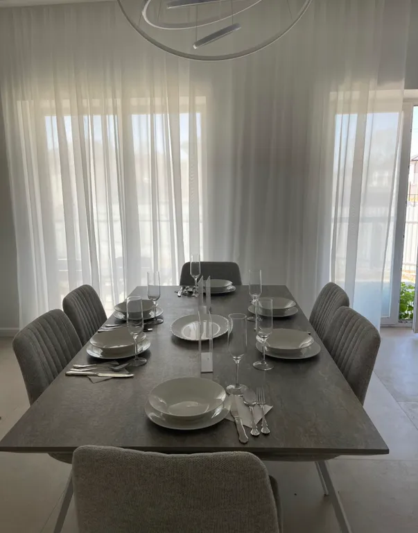 Уютный дом с террасой