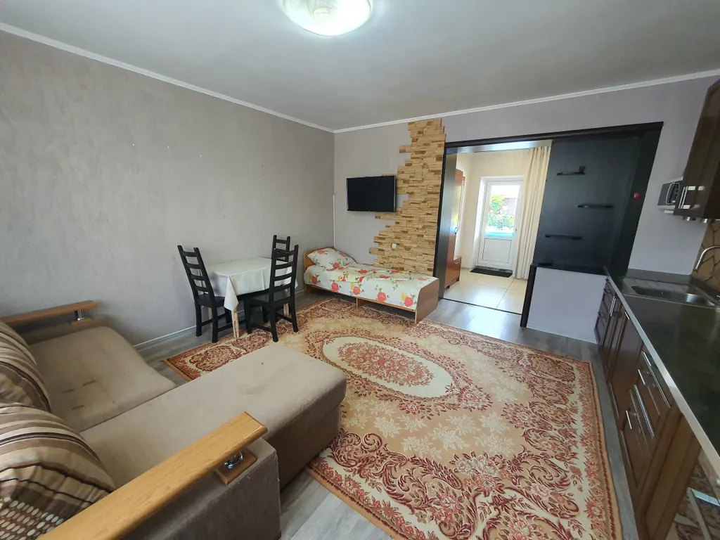 Квартира студия с террасой — аренда посуточно в Витязево