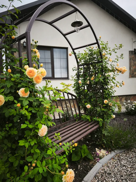 Новый дом с финской сауной, террасой и видом на гору Змейка