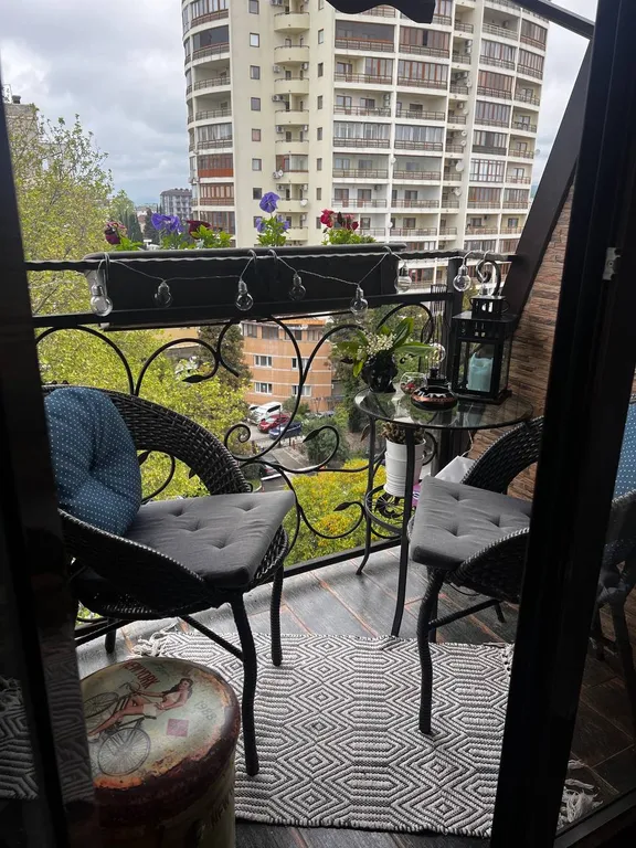 Апартаменты с одной из лучших локаций в Адлере