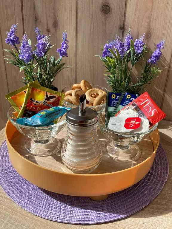 Просторная студия с огромной лоджией у озера