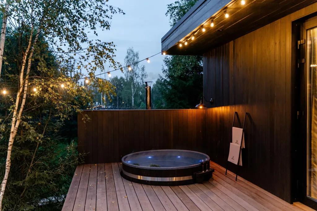 Уютный дом с сауной в лесу