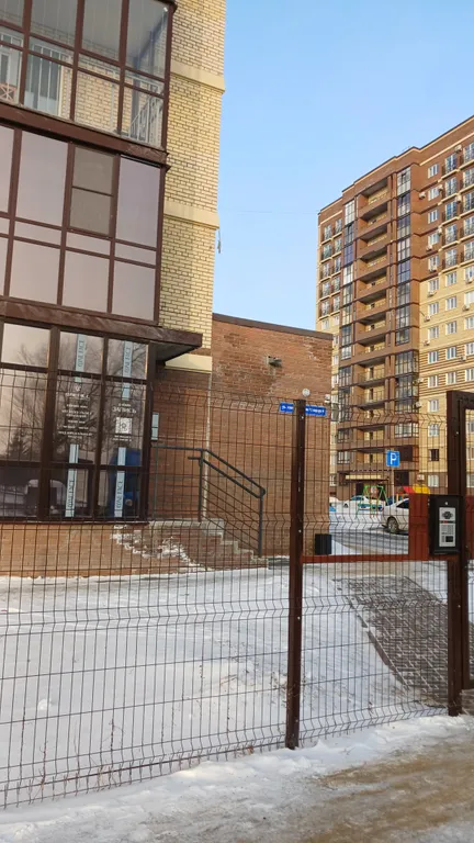 Квартира Квартира Шикарная новая студия в центре города — Омск