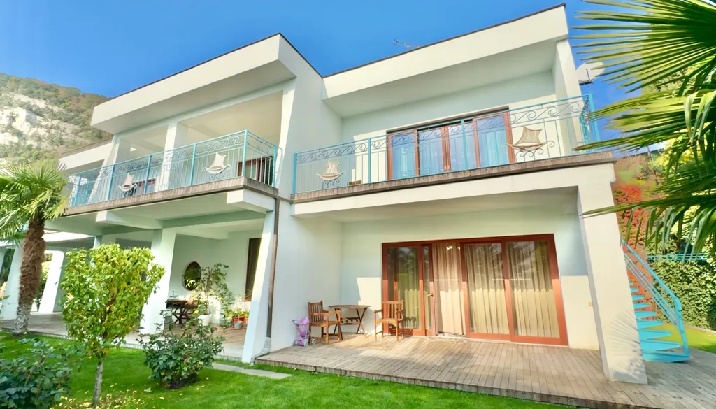 Коттедж Вилла возле Царской тропы в Нижней Ореанде — Ореанда