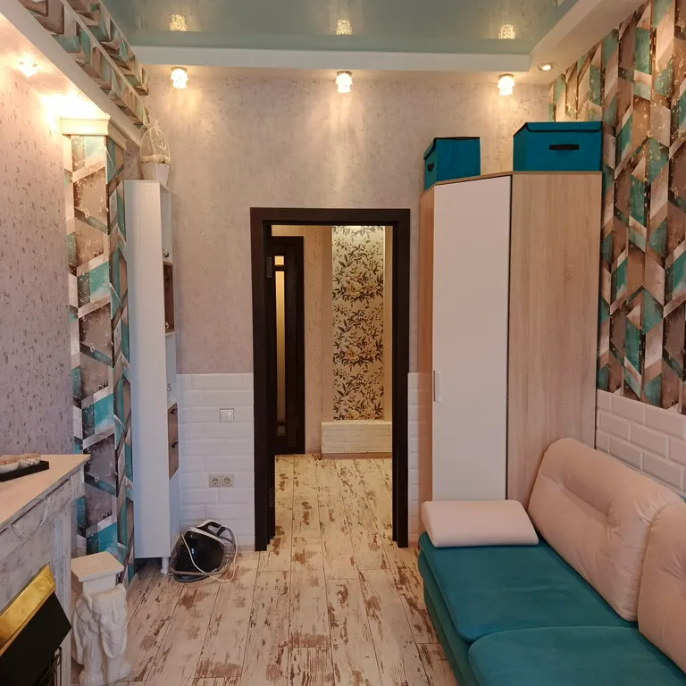 Уютная квартира со своим двориком