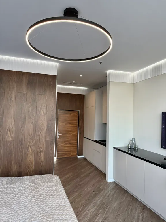 Новые апартаменты-студия на Тверской с потрясающий видом на центр Москвы