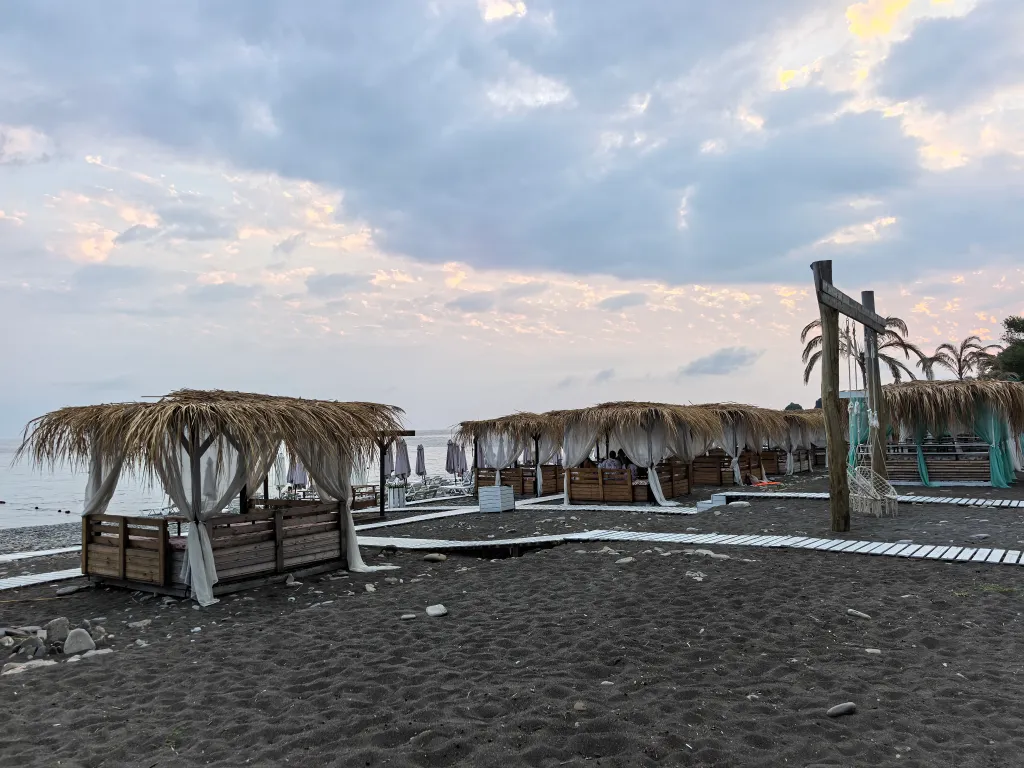 Квартира Люкс квартира с отдельной кухней — Лазаревское