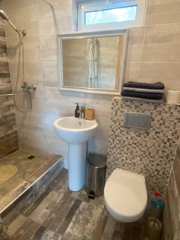 Дом на горе с видом на море