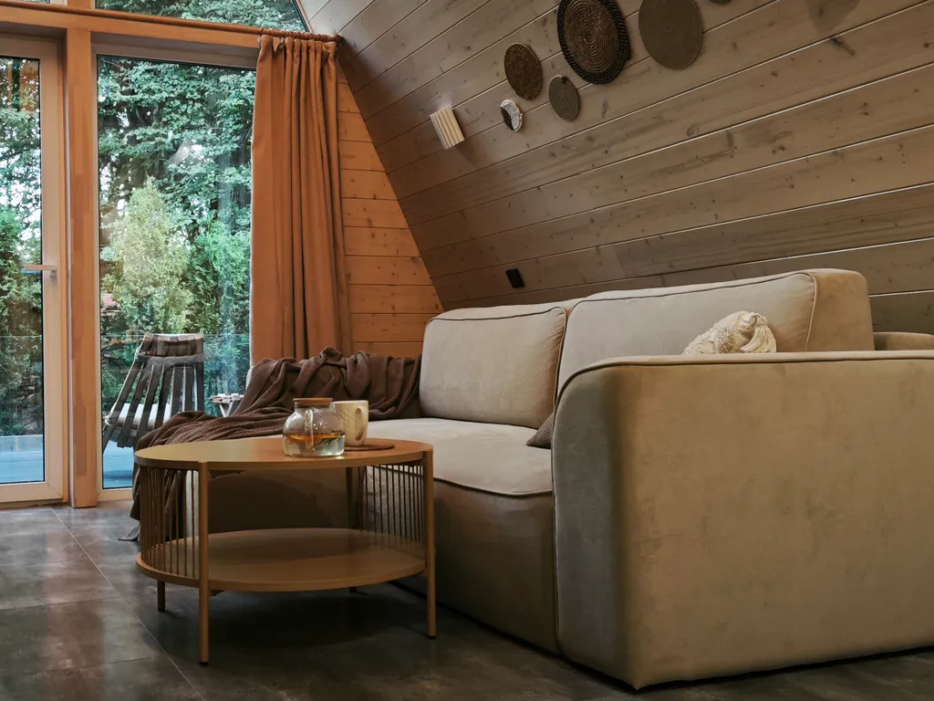 Коттедж Уютный дом Поле с баней на дровах и сибирским чаном — Лопатино