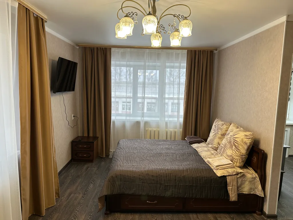 Комфортная квартира в центре города — аренда посуточно в Бологое