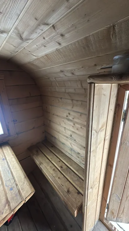 Глемпинг с баней и бассейном