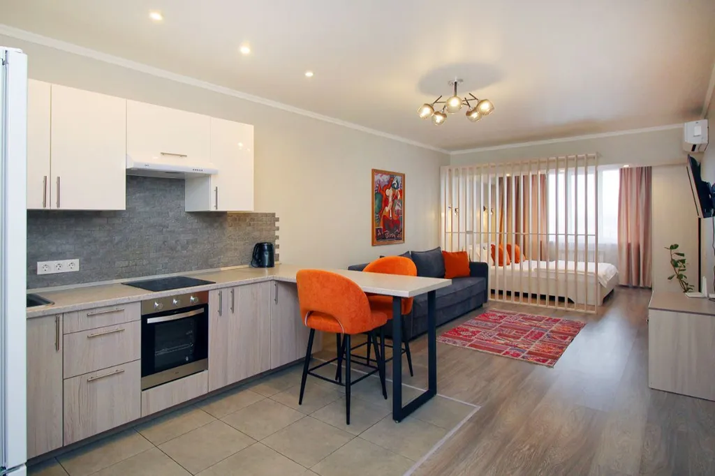 Квартира Яркая квартира рядом с Арбатом 264 — Алматы