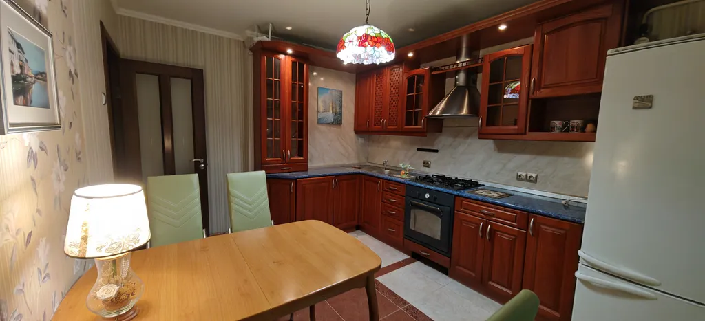 Трёхкомнатная квартира у ледового