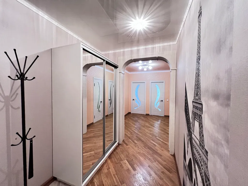 Двухкомнатная, БОЛЬШАЯ, ЦЕНТР