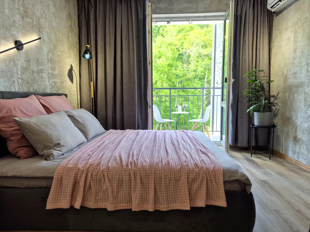 Квартира Студия loft в Летнем — аренда посуточно в Кудепста