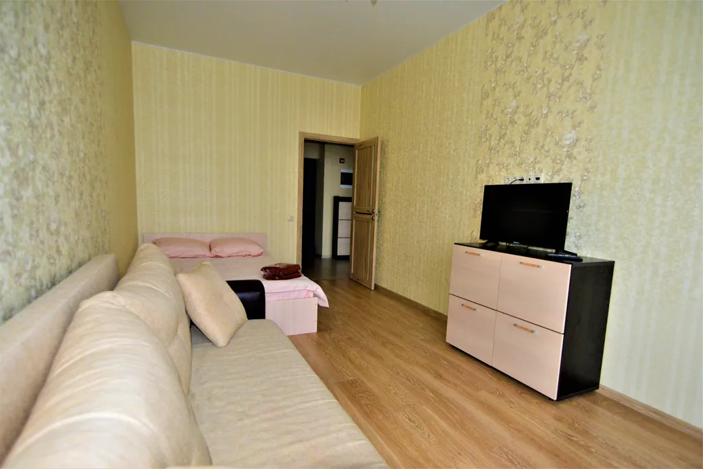 Уютная квартира В ЖК 9/18 возле Ледовой Арены