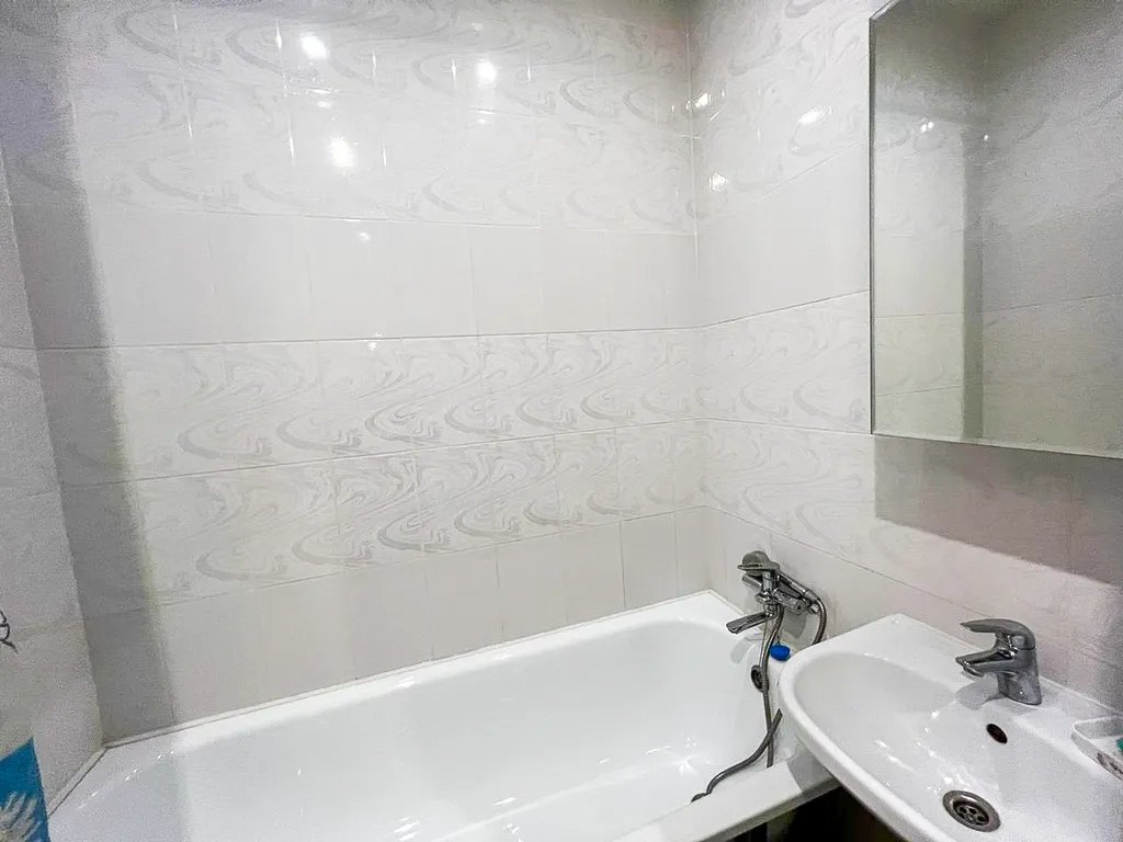 Квартира Полноценная однокомнатная квартира с балконом — Свердловский