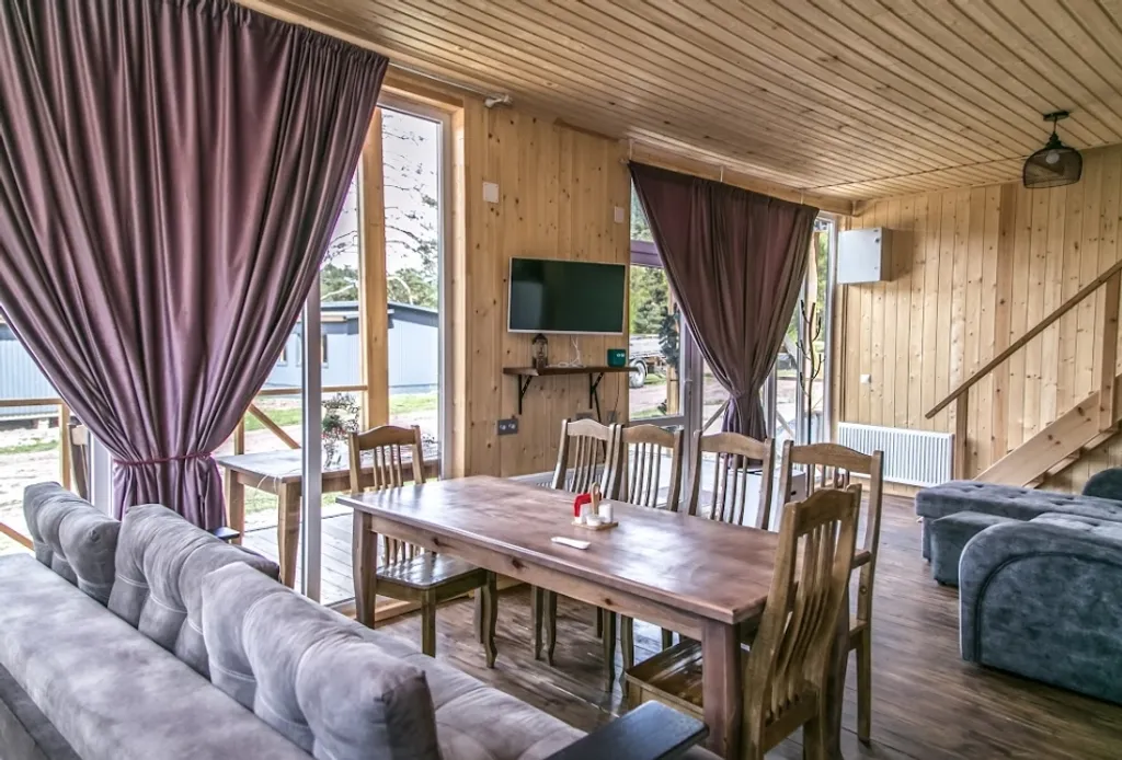 Дом 100m2 — чан, пять изолированных комнат, детская площадка