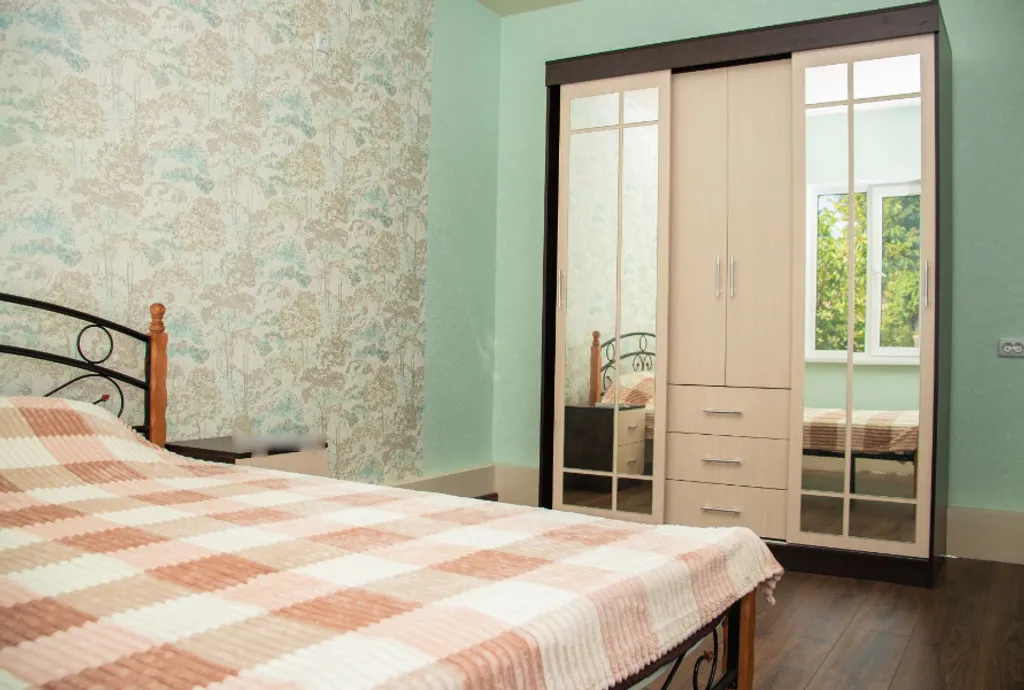 Коттедж 2-комнатный дом — аренда посуточно в Керчь