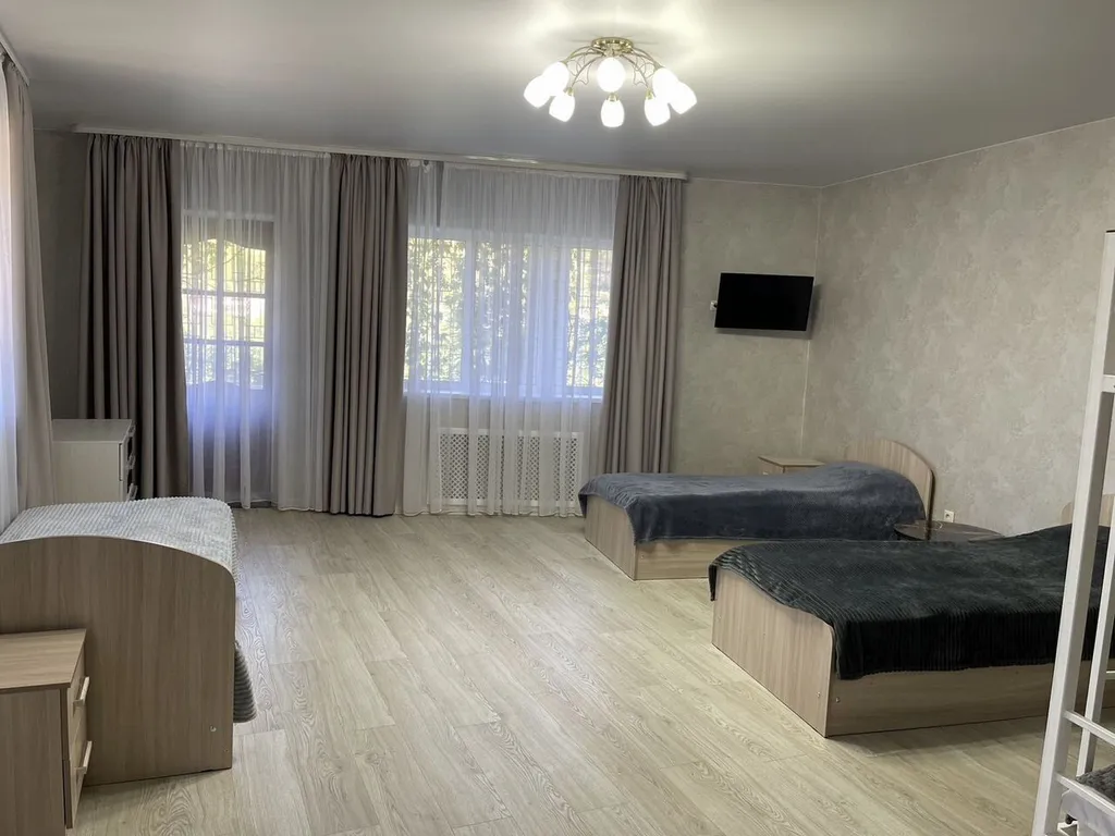 Дом для семейного отдыха с красивым видoм нa горoд