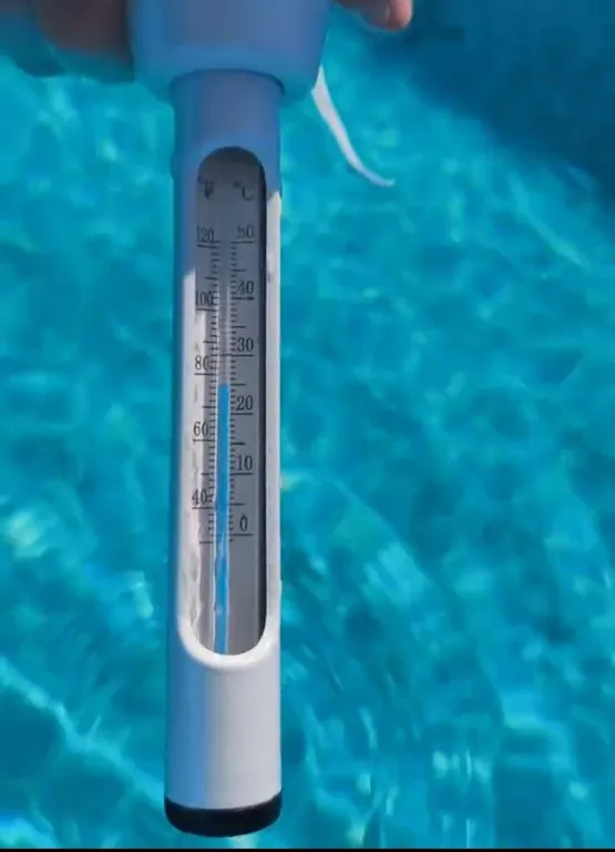 Коттедж без соседей со своим подогреваемым бассейном