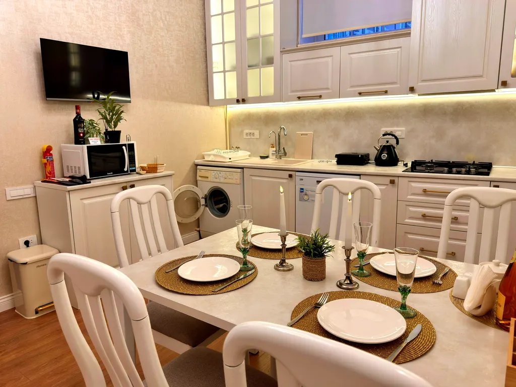 HIISTORY 1888 - Сentral Apartments & Excursions