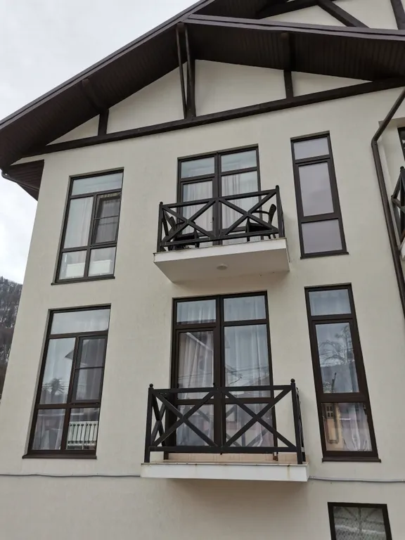 Апартамент с видом на горы