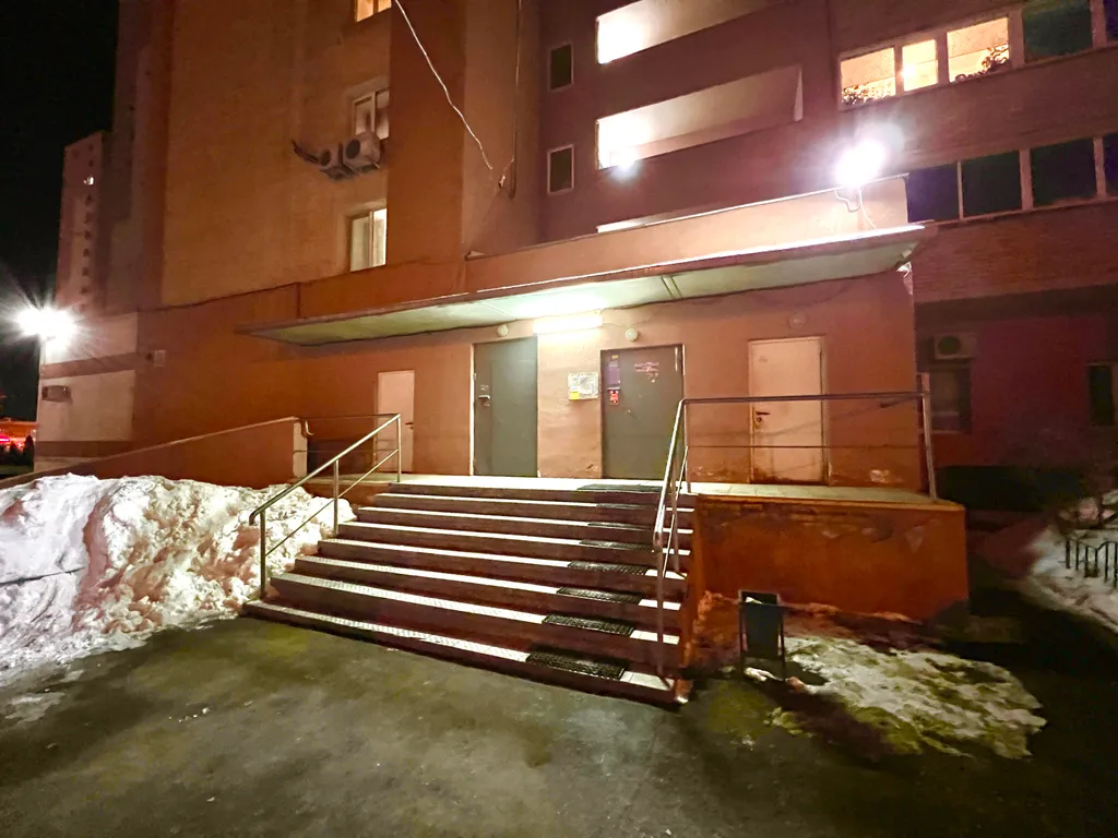 Квартира Квартира Шикарная студия рядом с ТЦ Космопорт — Самара