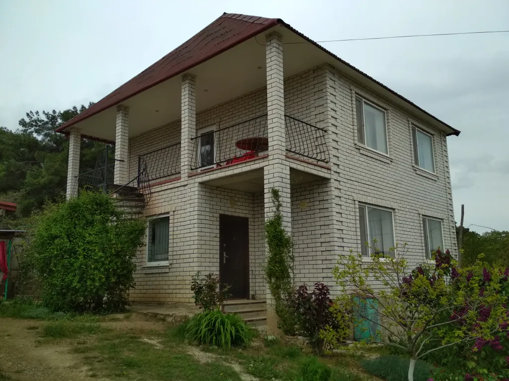 Уютный домик в лесу