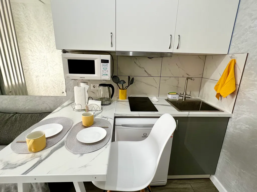 Светлая и уютная студия в центре города