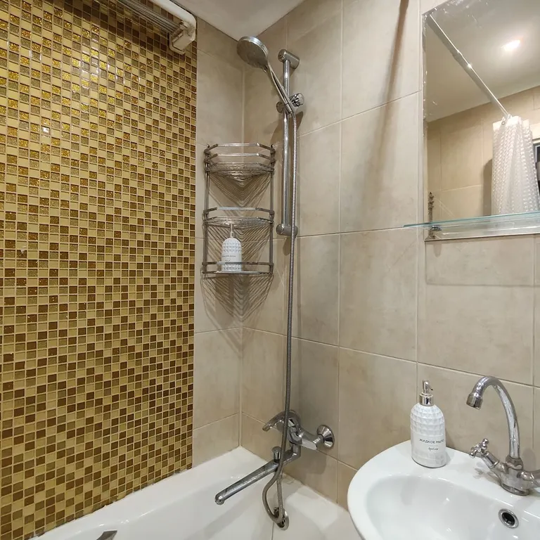 Двухкомнатная квартира недалеко от больницы Пирогова